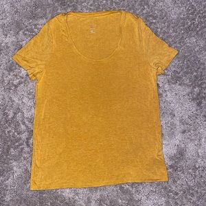 A New Day. Tee in Gold.